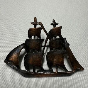 Vintage Brass Sailing Ship Brooch Nautical Mid Century Modern Maritime Pin